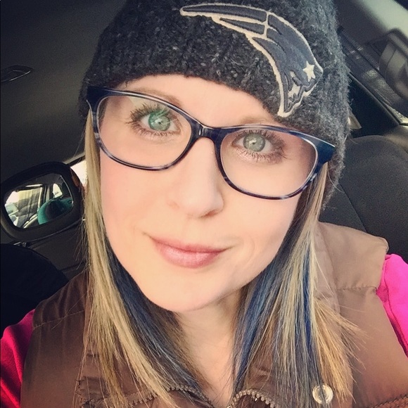 Right now I am just buying, but plan to sell soon! - Picture 5 of 8